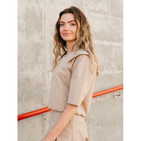 Blouse with large collar (S)