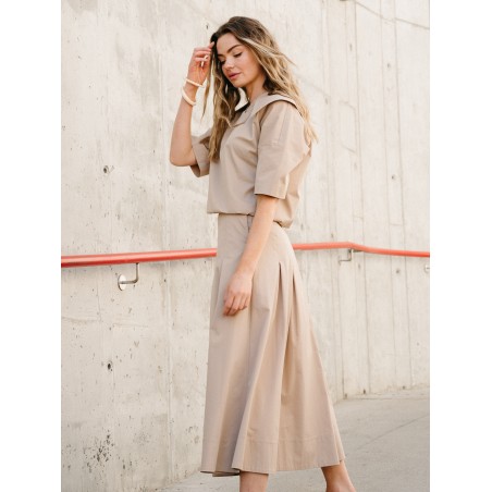 Long pleated skirt