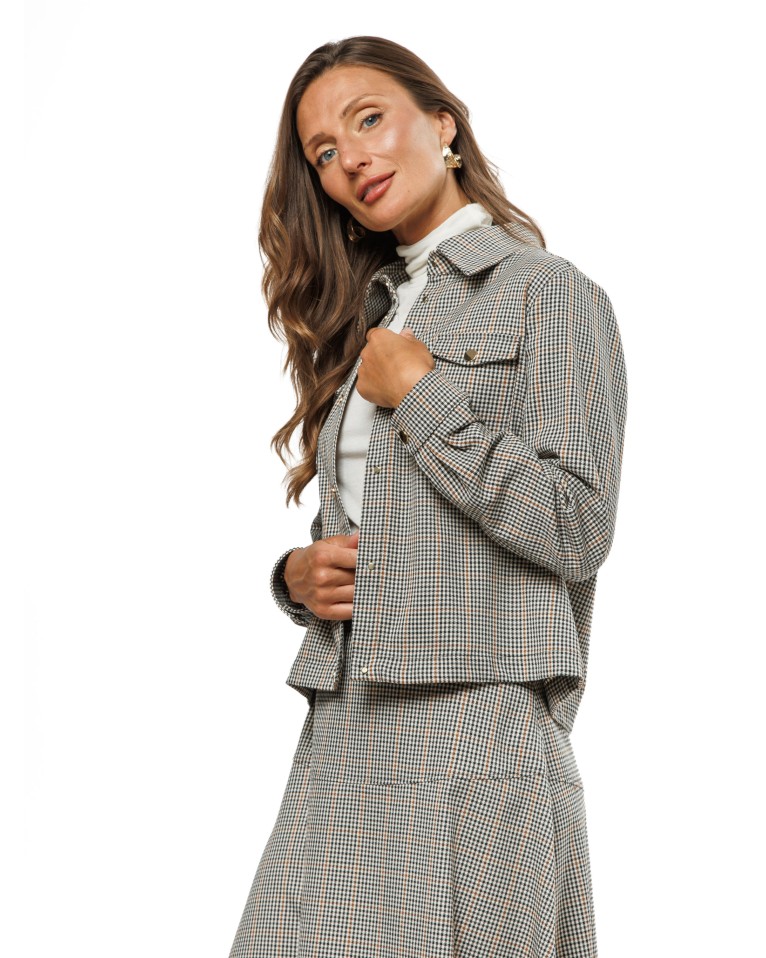 Cream Check Women’s Jacket with Gold-Tone Snaps
